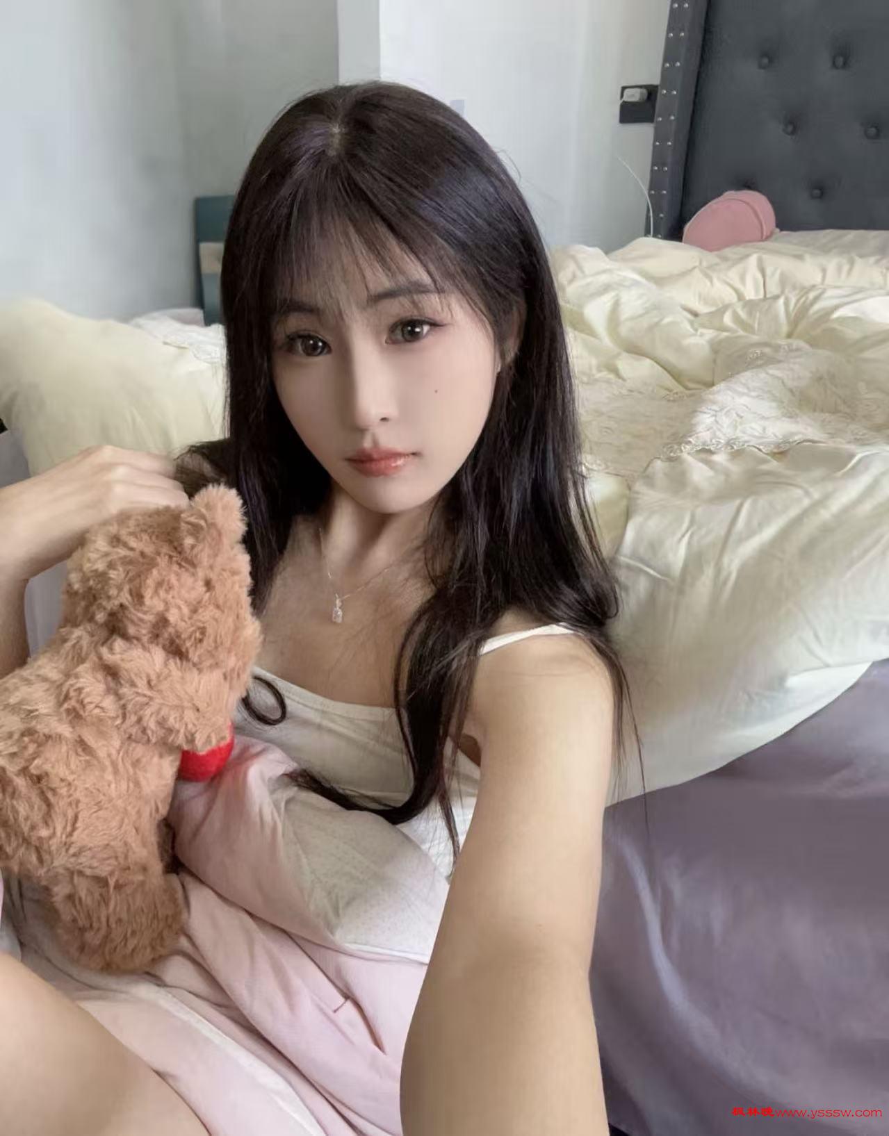 南京建邺区刚结婚少妇下海 玩的很开 姿势懂很多